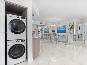 3600 Mystic Pointe Drive 1017, Aventura FL 33180