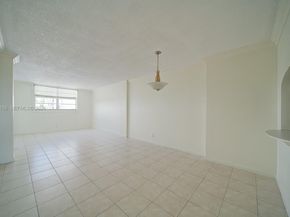 2903 N Miami Beach Boulevard 1006, North Miami Beach FL 33160