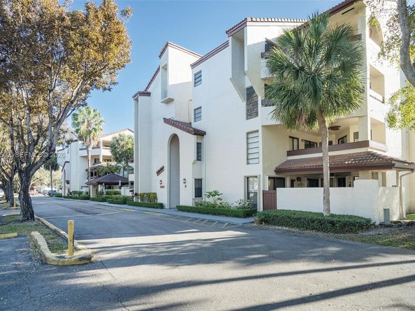 9040 SW 125th Avenue D408, Miami FL 33186