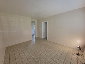 291 E 4th Avenue 2, Hialeah FL 33010