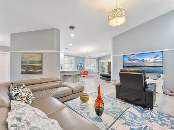8210 Saint Johns Court, Wellington FL 33414