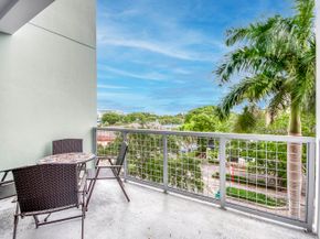 236 SE Fifth Avenue 205, Delray Beach FL 33483