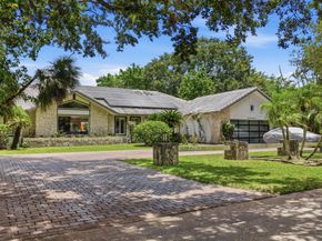 251 NW 104th Avenue, Coral Springs FL 33071