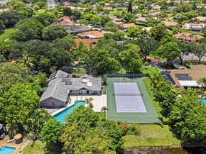 251 NW 104th Avenue, Coral Springs FL 33071