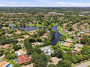 251 NW 104th Avenue, Coral Springs FL 33071