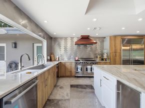 251 NW 104th Avenue, Coral Springs FL 33071