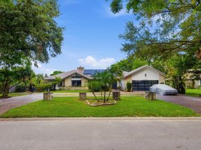 251 NW 104th Avenue, Coral Springs FL 33071
