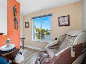 1351 NE 40th Place, Oakland Park FL 33334
