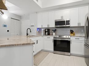 780 S Sapodilla Avenue 104, West Palm Beach FL 33401