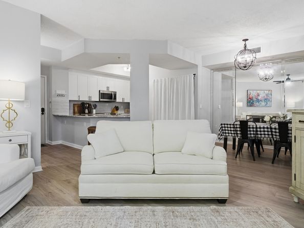 780 S Sapodilla Avenue 104, West Palm Beach FL 33401