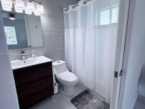 4701 N Andrews Avenue, Oakland Park FL 33309