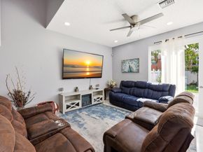 1327 Isleworth Court, Royal Palm Beach FL 33411