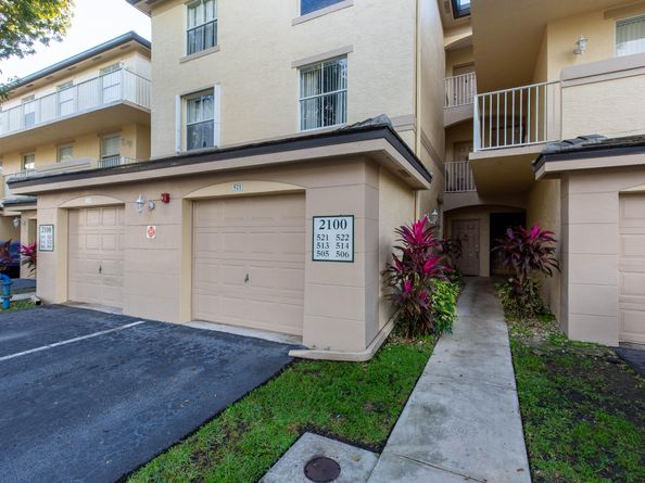 2100 Greenview Shores Boulevard 505, Wellington FL 33414