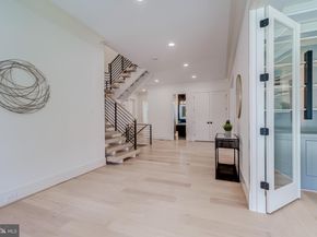 616 Gibson Circle SW, Vienna VA 22180