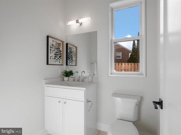 616 Gibson Circle SW, Vienna VA 22180