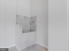 616 Gibson Circle SW, Vienna VA 22180