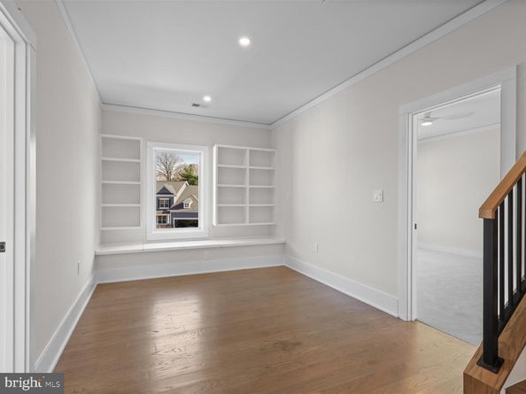 616 Gibson Circle SW, Vienna VA 22180