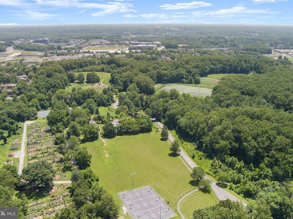 9480 Virginia Center Boulevard 127, Vienna VA 22181