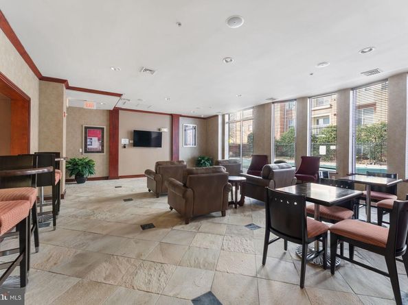 9480 Virginia Center Boulevard 127, Vienna VA 22181