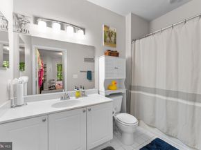 9480 Virginia Center Boulevard 127, Vienna VA 22181