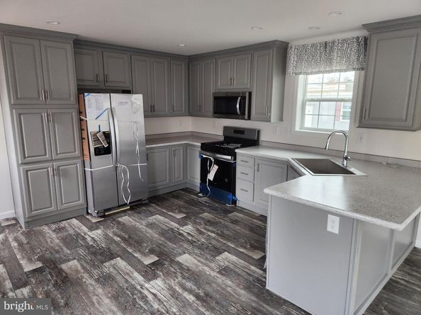 4307 Dover Drive, Morrisville PA 19067