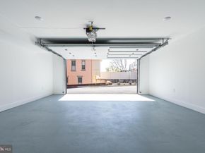 112 Righter Street, Philadelphia PA 19128
