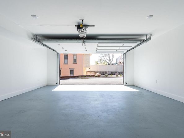 112 Righter Street, Philadelphia PA 19128