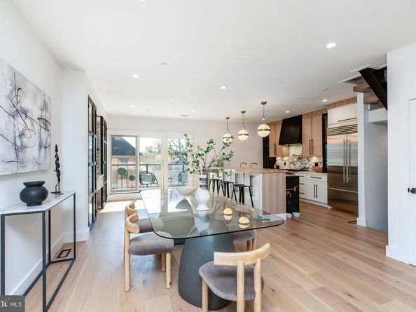 112 Righter Street, Philadelphia PA 19128