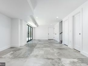 112 Righter Street, Philadelphia PA 19128