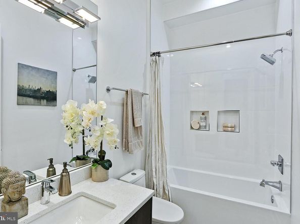 4 R Street NW 3, Washington DC 20001