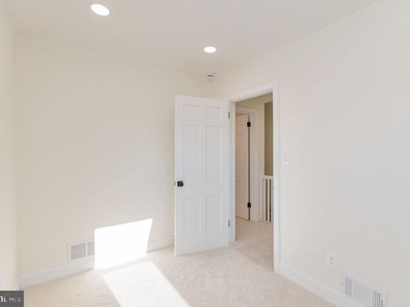 4802 Eastern Avenue NE, Washington DC 20017