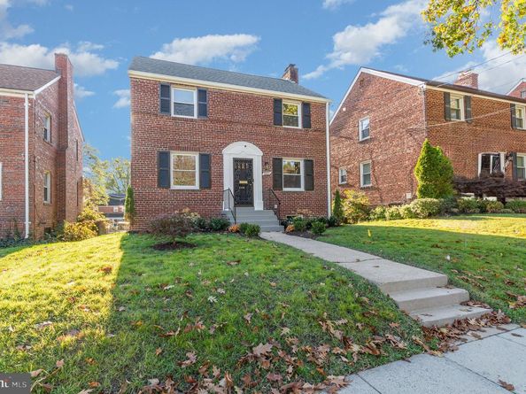 4802 Eastern Avenue NE, Washington DC 20017