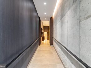 223 S 6TH Street 302, Philadelphia PA 19106