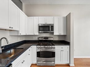811 4TH Street NW 610, Washington DC 20001