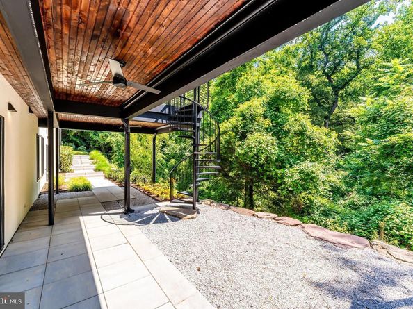 3632 36TH Road N, Arlington VA 22207