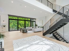 3632 36TH Road N, Arlington VA 22207