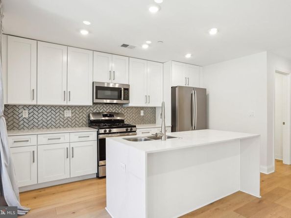 1318 N Franklin Street 3, Philadelphia PA 19122