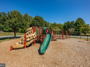 9200 Town Gate Lane, Bethesda MD 20817
