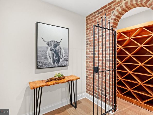 9200 Town Gate Lane, Bethesda MD 20817