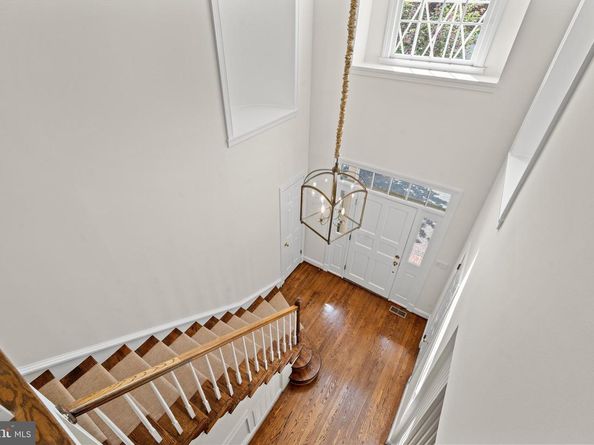 9200 Town Gate Lane, Bethesda MD 20817
