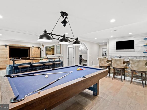 9200 Town Gate Lane, Bethesda MD 20817