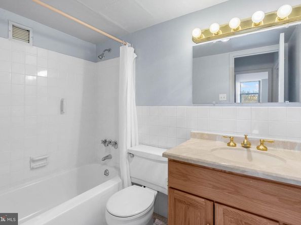 3600 Conshohocken Avenue 905, Philadelphia PA 19131