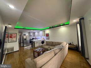 1135 S 9TH Street, Philadelphia PA 19147
