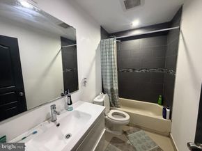 1135 S 9TH Street, Philadelphia PA 19147
