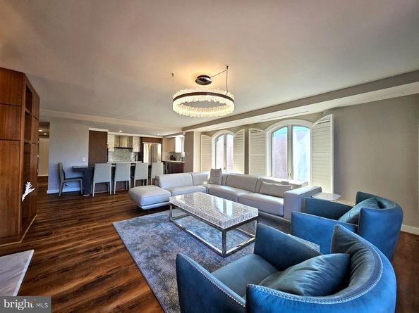 1080 Wisconsin Avenue NW 303, Washington DC 20007