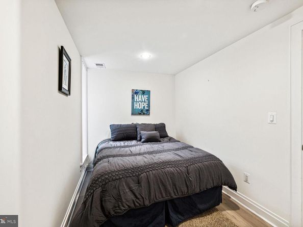 1316 W NW 1, Washington DC 20009