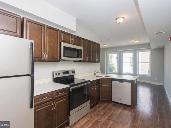 1218 N 7TH Street, Philadelphia PA 19122