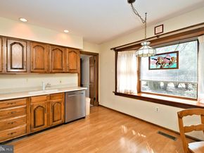 79 Sutphin Pines, Yardley PA 19067