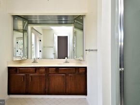 79 Sutphin Pines, Yardley PA 19067