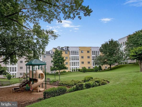 4195 S Four Mile Run Drive 203, Arlington VA 22204